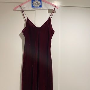 NILI LOTAN long velvet dress